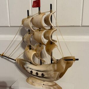 Handcrafted Beige Horn Sailboat Sculpture - Decorative Home Art